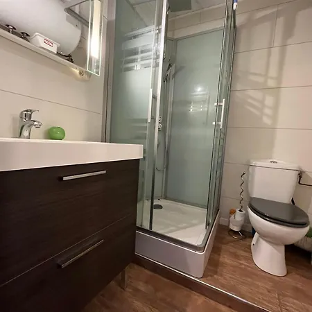 Joli Avec Wifi, Balcon, Ascenseur Et Proche Pistes - Fr-1-165a-71 Apartmán *